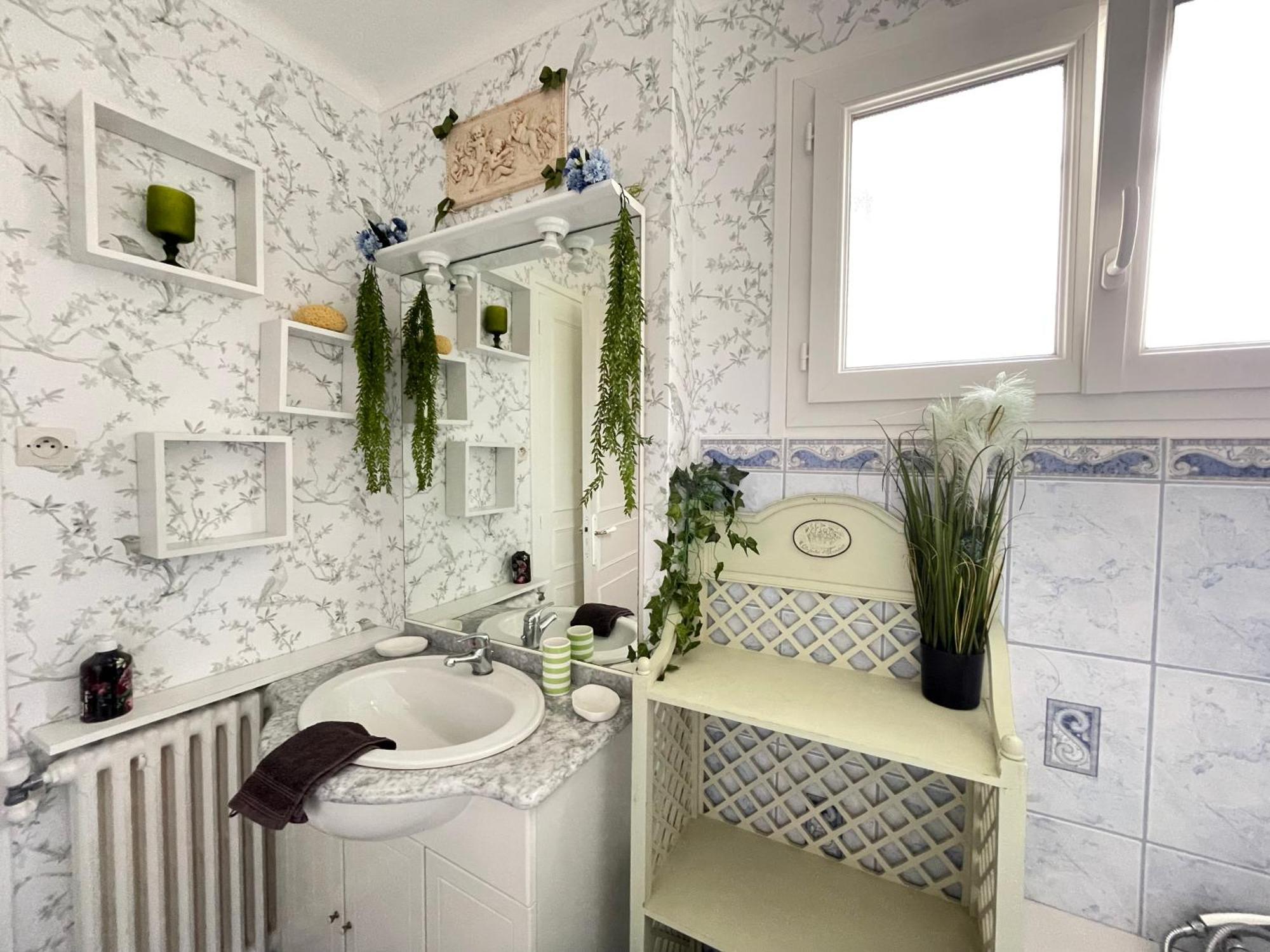 La Roseliere Maison Plain Pied Confortable Belle Decoration Jardin Magnifique 10 Mn A Pied Centre Ville Bayeux Proche Plages Du Debarquement Dış mekan fotoğraf